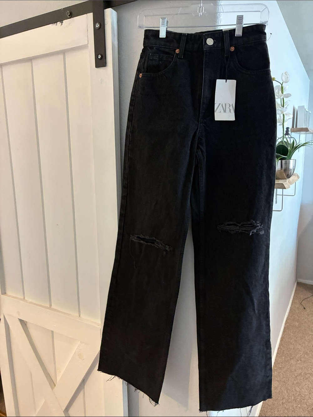 NWT!!! Zara Black Straight-Leg Jeans with Distressed Knees